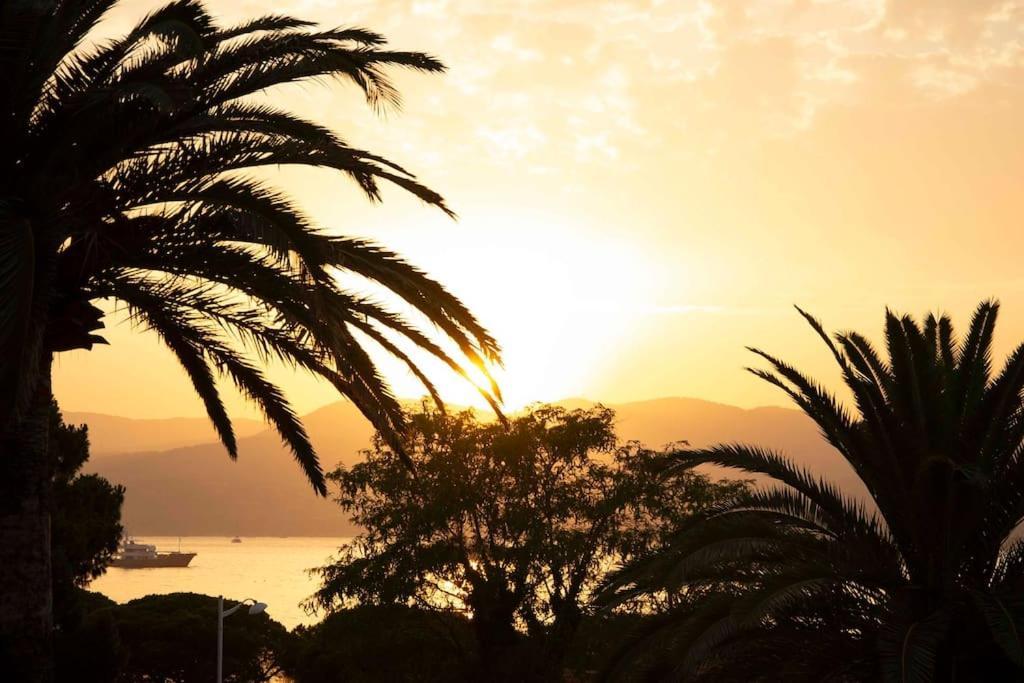 Serenite Marines ‣Incredible Sea View Saint-Tropez Esterno foto